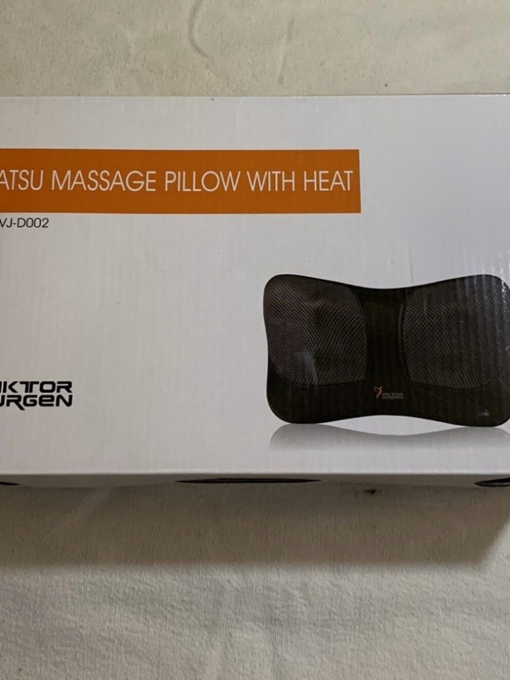 Viktor Jurgen Matsu Massage Pillow with Heat - Black